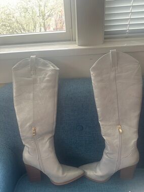 Amazon White Knee-High Heeled Boots